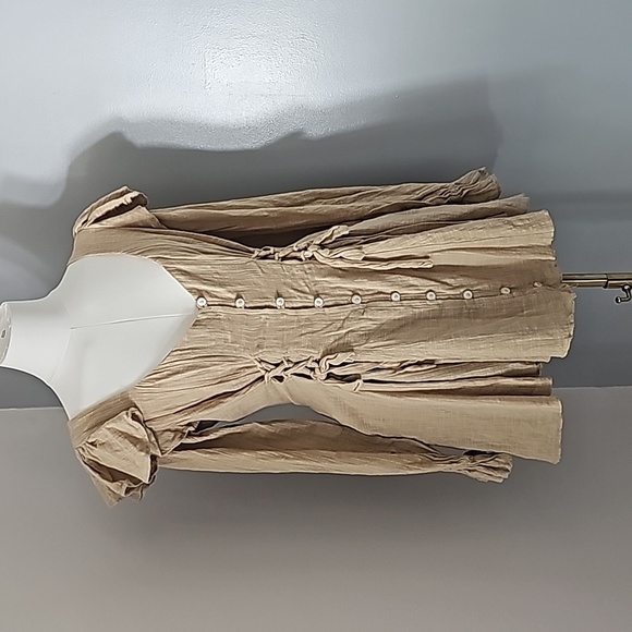 Free People Dresses & Skirts - FREE PEOPLE XS In The Mood For Frills Tan Mini Dress